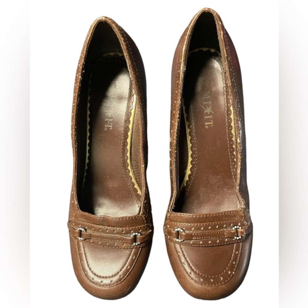 Mix It SZ 6.5‎ women’s brown kitten heels vintage-look with rhinestone accents